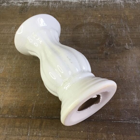 White ceramic fluted candle stand riser decor crazing classic style - Picture 4 of 5